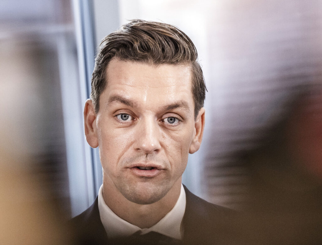 “Plat venstrepopulisme” Et interview med boligminister Kaare Dybvad